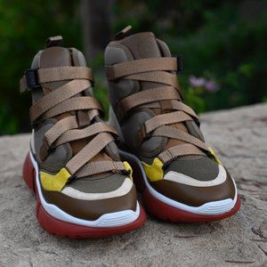 Chloe Sonnie Boots Size: Ladies eu 35 Color: Olive Tan multi